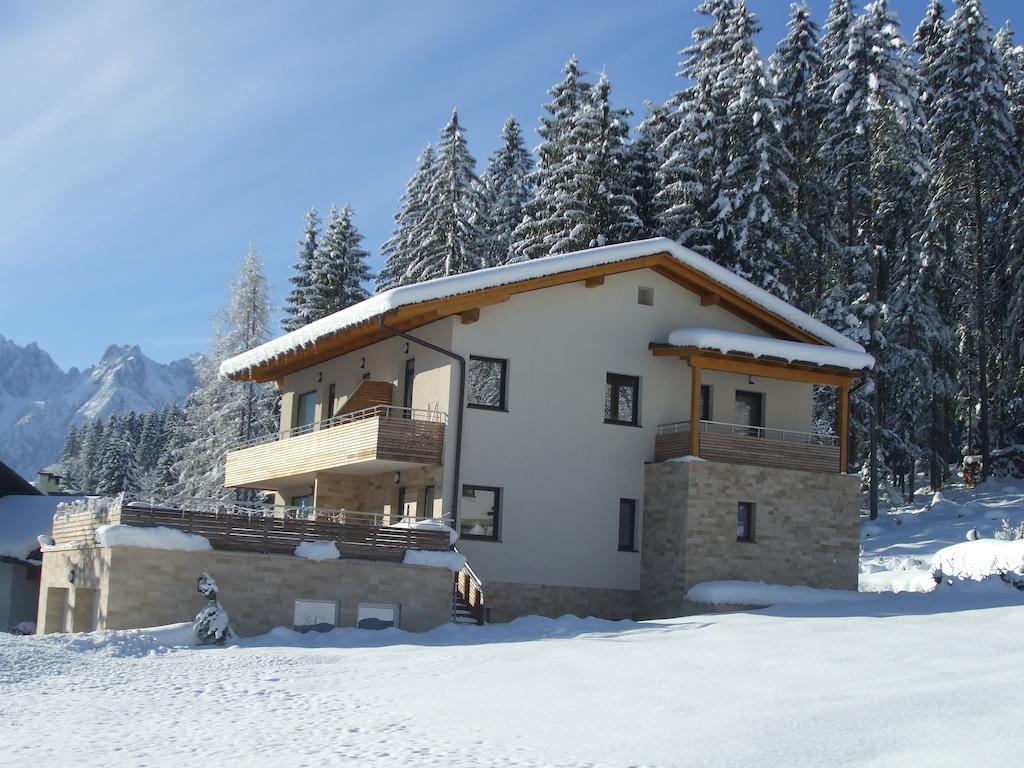 Transylvania Villa & Spa Gosau Exterior photo